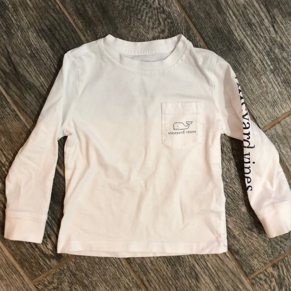 Vineyard Vines Shipwreck Tee